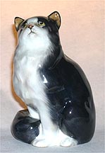 Royal Doulton Animal Figurine - Persian Cat - Seated, Style 1