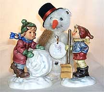 Goebel M I Hummel Figurine - Frosty Friends Collector Set