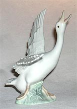 Lladro Figurine - Duck Flying