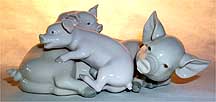 Lladro Figurine - Playful Piglets