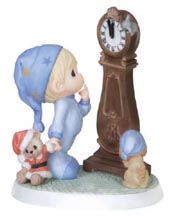 Enesco Precious Moments Figurine - Counting The Seconds 'Til Christmas