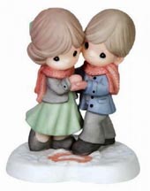 Enesco Precious Moments Figurine - Snow Wonder I Love You