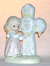 Enesco Precious Moments Figurine - Standing In The Presence Of The Lord