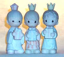 Enesco Precious Moments Figurine - Wee Three Kings