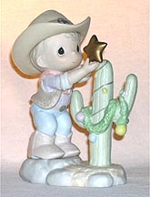 Enesco Precious Moments Figurine - Warmest Wishes For The Holidays